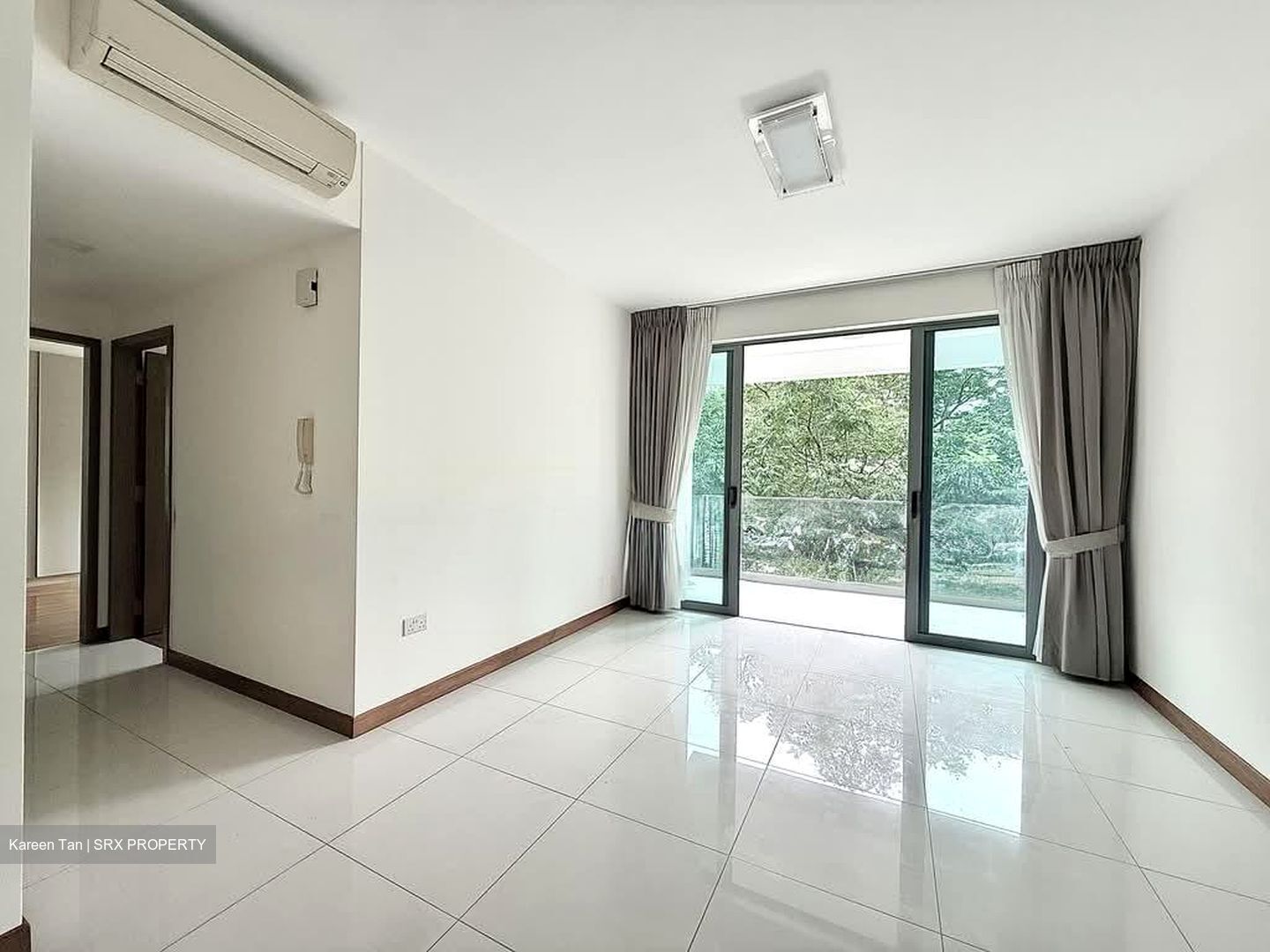Waterfront Waves (D16), Condominium #589840061